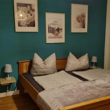 Modern-ruhig-stadtnah-geschirrspueler-parkplatz דירה פאסואלק