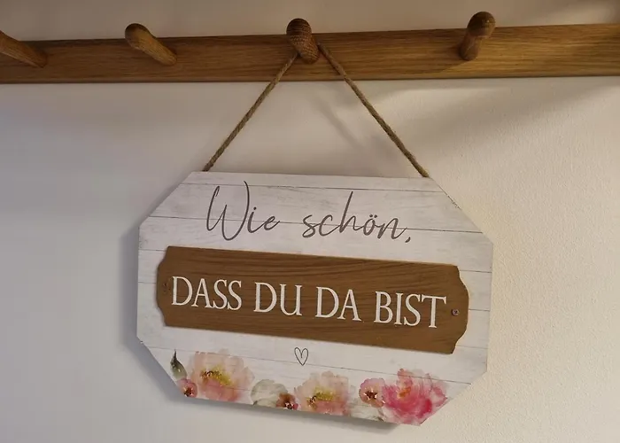 Modern-ruhig-stadtnah-geschirrspueler-parkplatz Lägenhet *